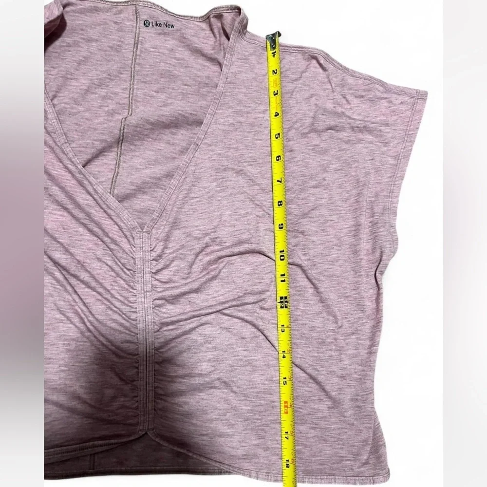 Lululemon Mauve Ruched Crop Top